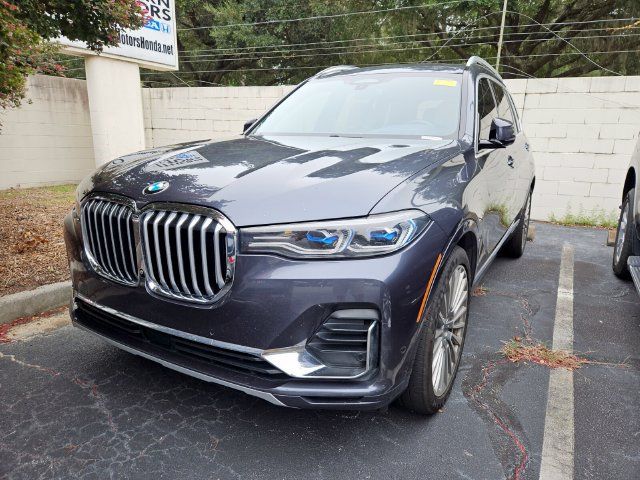 Used 2019 BMW X7 xDrive50i w/ Executive Package AWD/4WD image 2