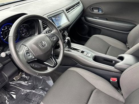 Used 2020 Honda HR-V Sport image 10