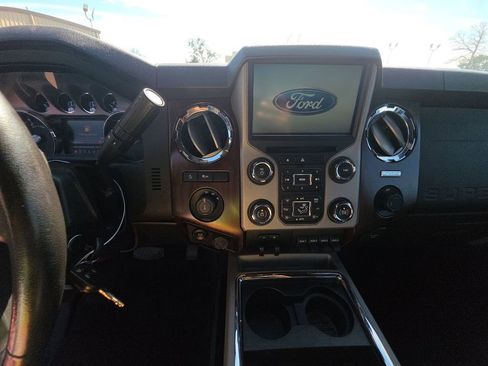 Used 2015 Ford F250 Lariat w/ Lariat Ultimate Package image 13