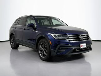 Used 2022 Volkswagen Tiguan SE w/ Panoramic Sunroof Package AWD/4WD video 1