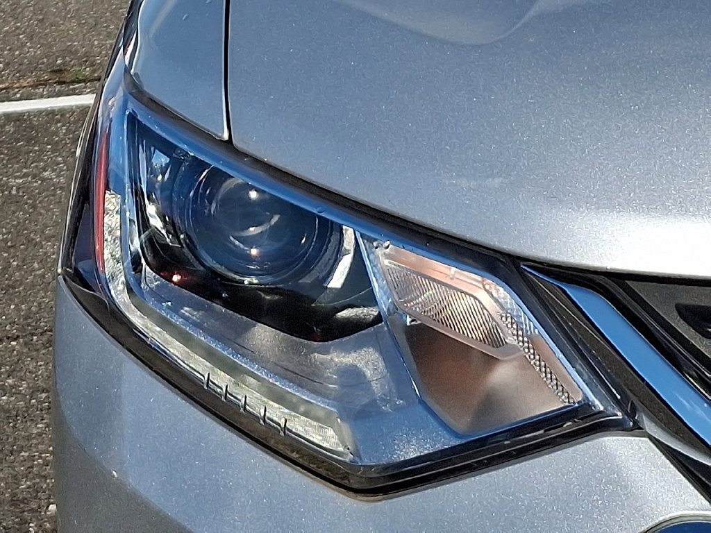 Used 2020 Chevrolet Traverse LS FWD image 4