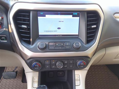 Used 2017 GMC Acadia Denali w/ Technology Package AWD/4WD image 14