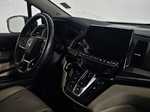 Used 2023 Honda Odyssey Elite image 13