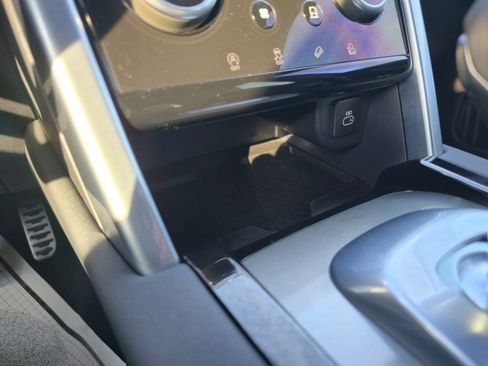 Used 2022 Land Rover Discovery Sport S R-Dynamic AWD/4WD image 22