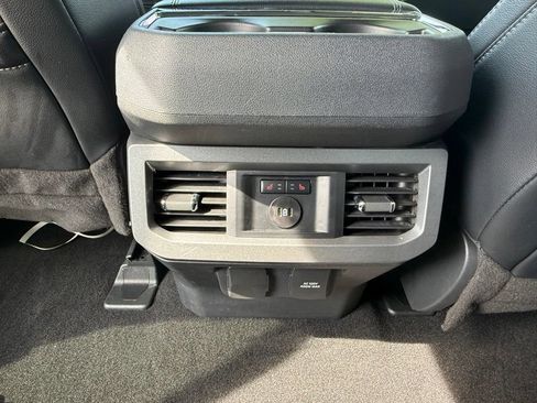 Used 2023 Ford F350 Lariat w/ Lariat Ultimate Package AWD/4WD image 23