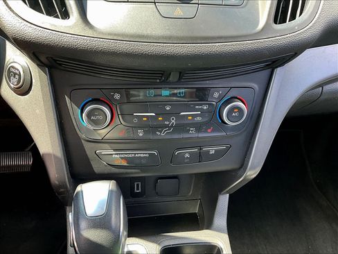 Used 2019 Ford Escape SEL AWD/4WD image 15