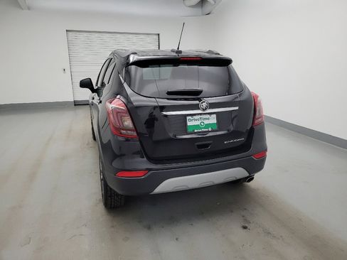Used 2019 Buick Encore Essence w/ Safety Package II FWD image 6