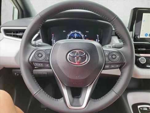 Used 2026 Toyota Corolla SE FWD image 18