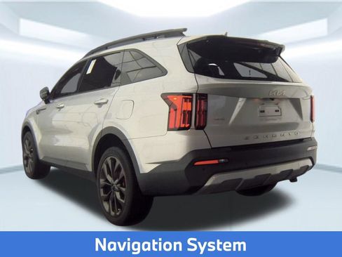 Used 2022 Kia Sorento SX Prestige w/ Rust Color Package AWD/4WD image 2