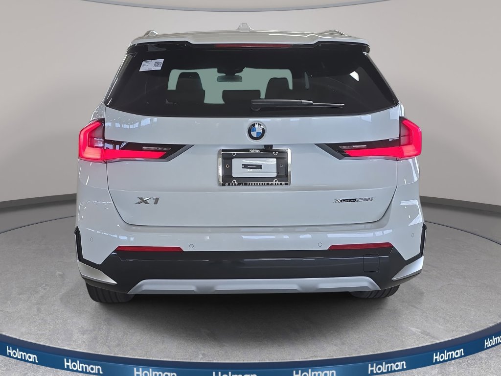 Used 2026 BMW X1 xDrive28i w/ Convenience Package AWD/4WD image 5
