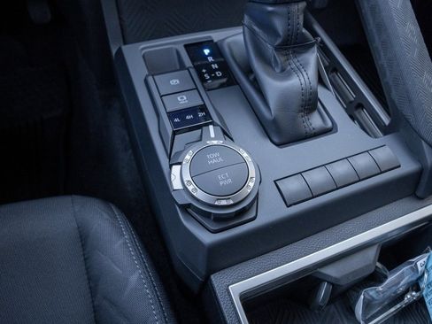 New 2025 Toyota Tacoma SR5 image 15