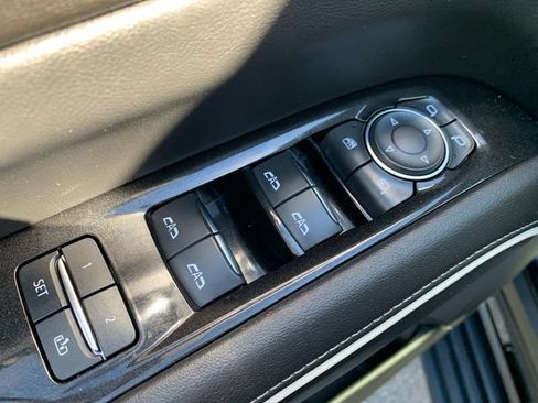 Used 2021 Cadillac Escalade Sport w/ Driver Assist Tech Package AWD/4WD image 25