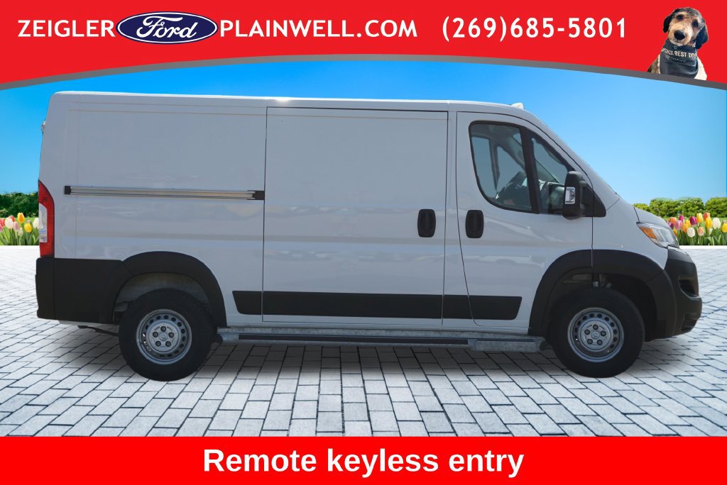Used 2025 RAM ProMaster 2500 w/ U-Haul Equipment Group FWD image 6