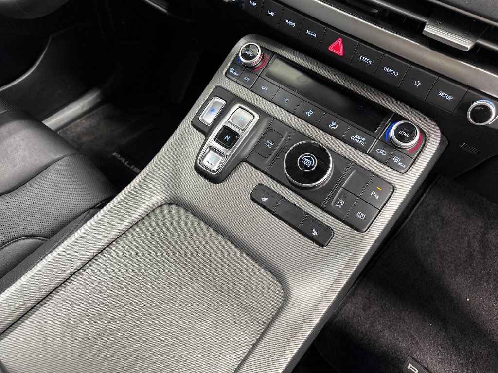 Used 2024 Hyundai Palisade SEL FWD image 22
