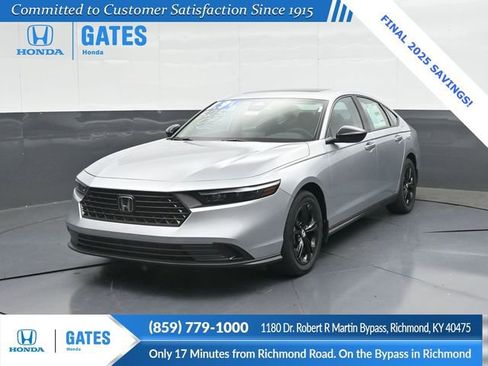 New 2025 Honda Accord SE image 6