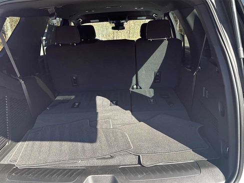 Used 2023 Chevrolet Tahoe LS image 31