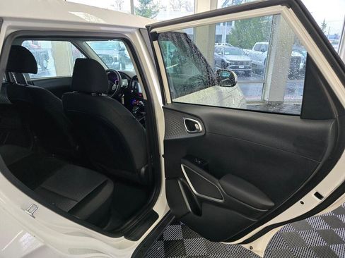 Used 2024 Kia Soul LX w/ Option Group 015 image 38