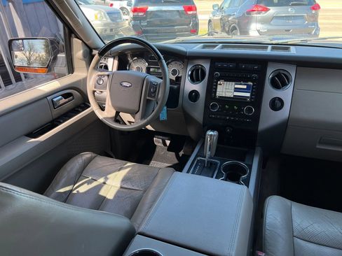 Used 2013 Ford Expedition EL Limited image 16