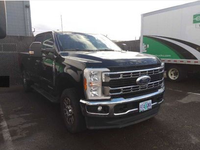 Used 2025 Ford F250 XLT w/ FX4 Off-Road Package