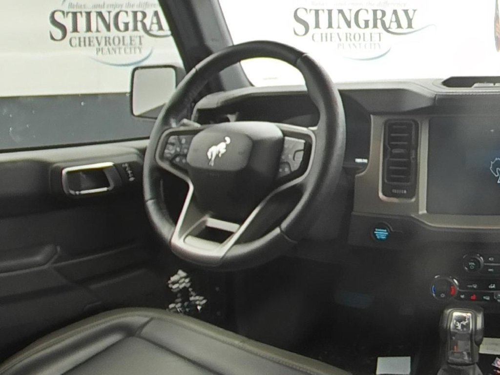 Used 2025 Ford Bronco Outer Banks w/ Sasquatch Package AWD/4WD image 16