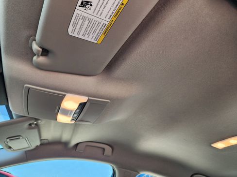 Used 2023 Nissan Sentra SV image 27