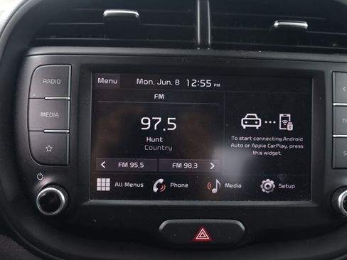 Used 2023 Kia Soul LX w/ Option Group 015 FWD image 16