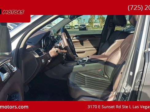 Used 2019 Mercedes-Benz GLS 450 4MATIC image 10