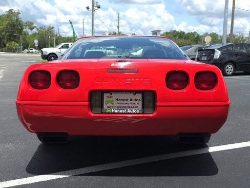 Used 1996 Chevrolet Corvette Coupe RWD image 6