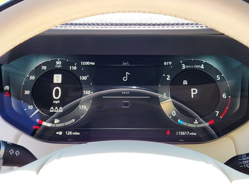 Used 2024 Land Rover Range Rover SE image 19