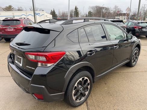 Certified 2023 Subaru Crosstrek 2.0i Premium image 5
