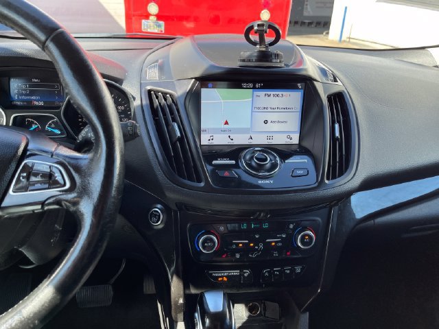 Used 2019 Ford Escape Titanium AWD/4WD image 17