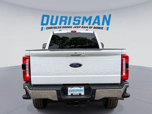Used 2025 Ford F350 4x4 Crew Cab Super Duty image 3