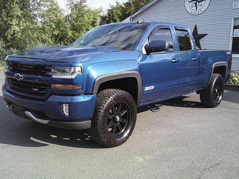 Used 2016 Chevrolet Silverado 1500 LT w/ All Star Edition AWD/4WD image 2