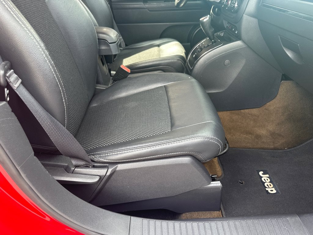 Used 2016 Jeep Patriot Sport w/ Power Value Group FWD image 10