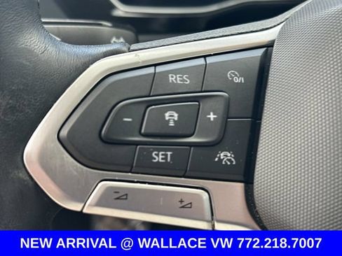 Certified 2024 Volkswagen Jetta SE FWD image 17
