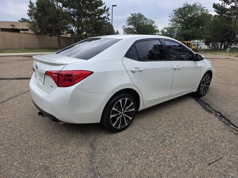Used 2017 Toyota Corolla SE w/ Carpet Mat Package (TMS) FWD image 8