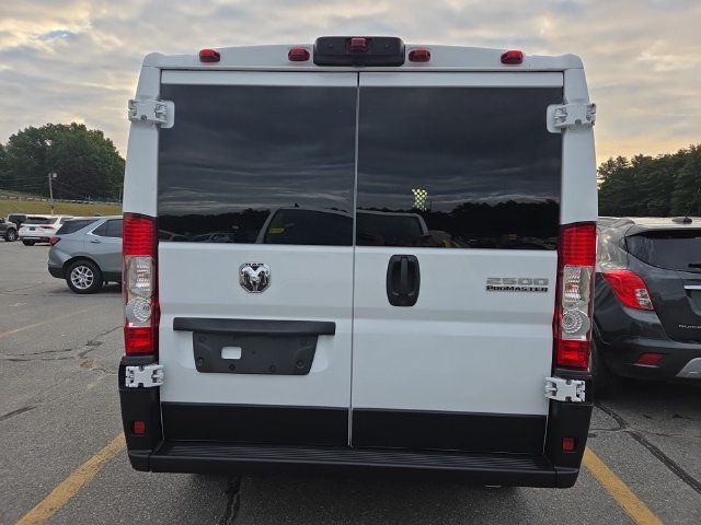 Used 2025 RAM ProMaster 2500 w/ U-Haul Equipment Group FWD image 2
