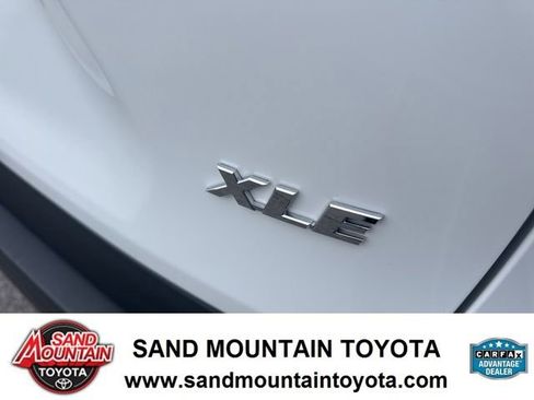 Used 2024 Toyota RAV4 XLE image 9