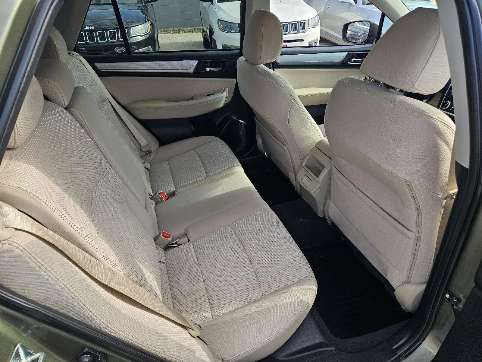 Used 2018 Subaru Outback 2.5i Premium AWD/4WD image 18