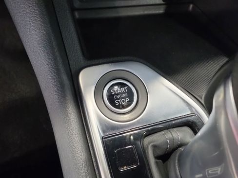 Used 2025 Nissan Sentra SV FWD image 22