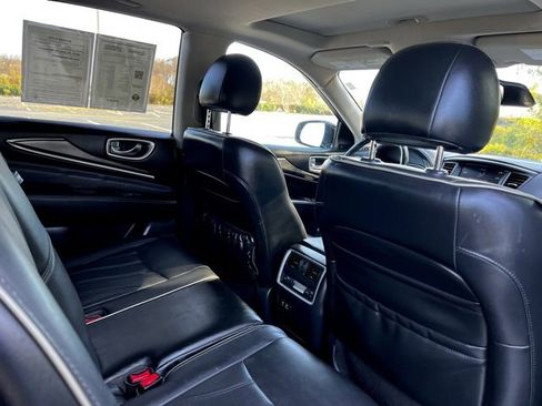 Used 2019 INFINITI QX60 Luxe w/ Essential Package image 20