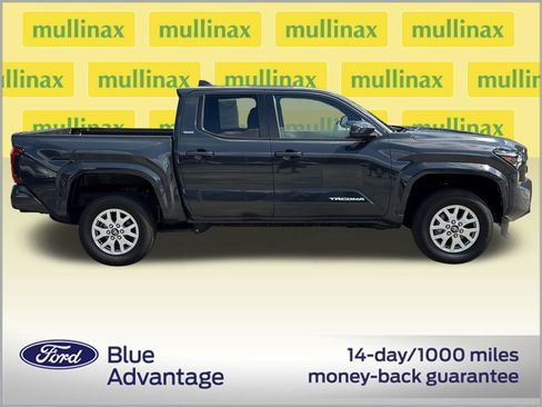 Used 2024 Toyota Tacoma SR5 RWD image 2