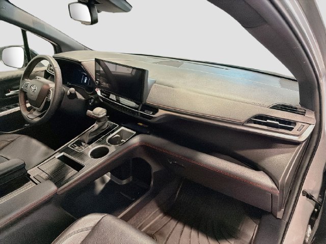 Certified 2025 Toyota Sienna XSE AWD/4WD image 25