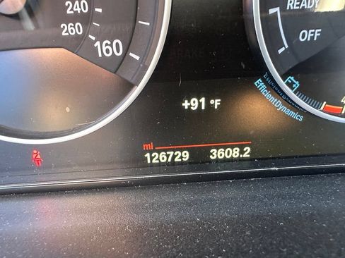 Used 2016 BMW 320i Sedan RWD image 11