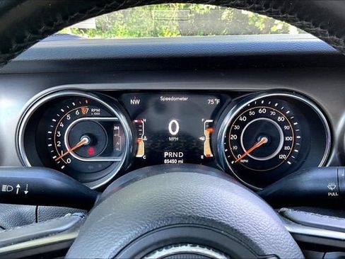 Used 2018 Jeep Wrangler Unlimited Sport S AWD/4WD image 22
