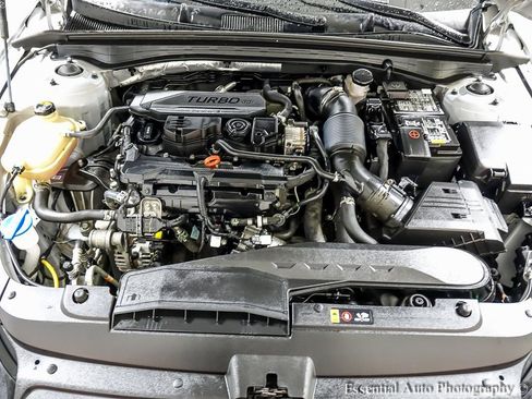 Used 2022 Kia K5 GT-Line image 24