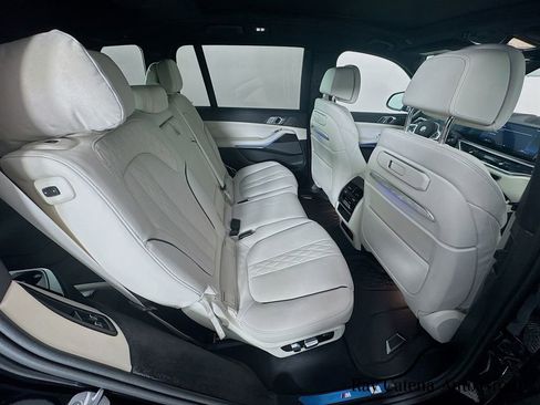 Used 2026 BMW X7 xDrive40i w/ Executive Package image 29