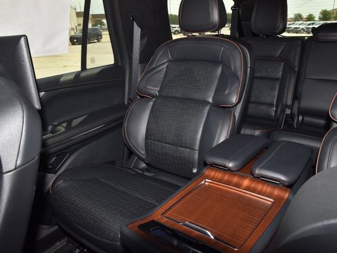 New 2027 Lincoln Navigator L Black Label AWD/4WD image 22