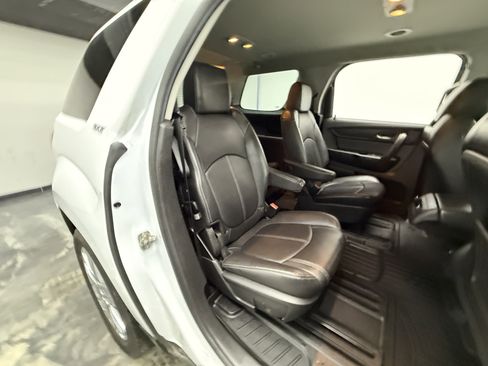 Used 2017 GMC Acadia Limited SLT image 28