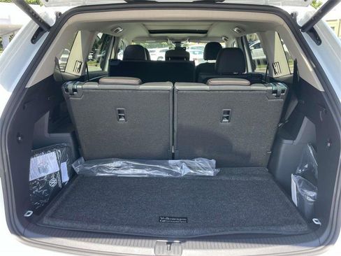 New 2026 Volkswagen Atlas Peak Edition AWD/4WD image 17